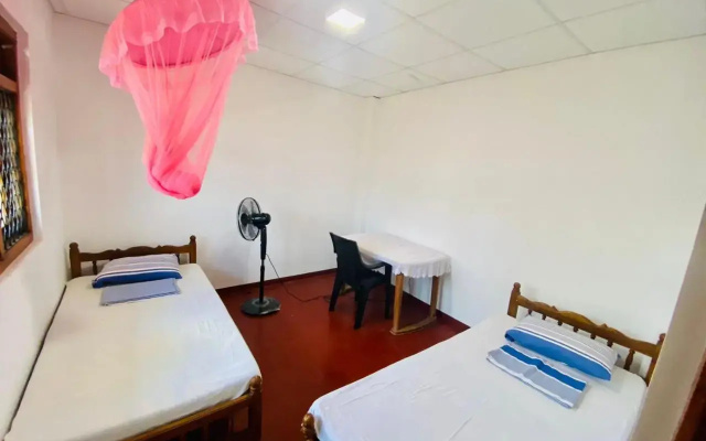 Hamba Hostel For Safari