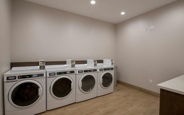 Hampton Inn & Suites Duncanville Dallas