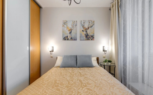Simply Comfort - Spacious Apartment 10 min to Metro