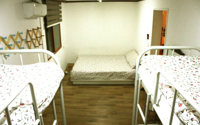 Itaewon Backpackers