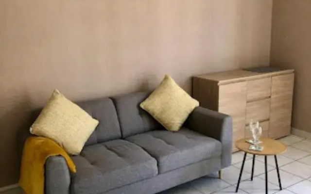 2 Bed Apartment Near the Coast & City Center