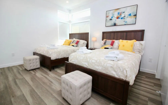 Los Angeles Villas 3BR 3BT Parking