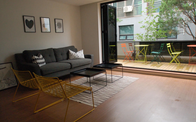 YE'4 Guesthouse