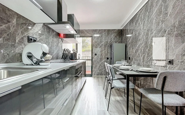 Starfish Apartment by Atlantic Holiday