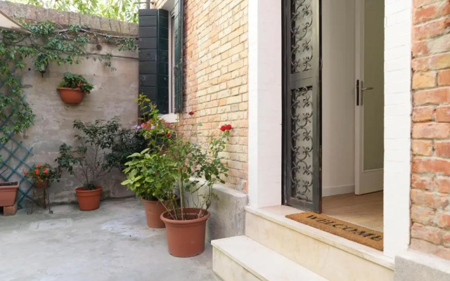 Secret Garden Venice