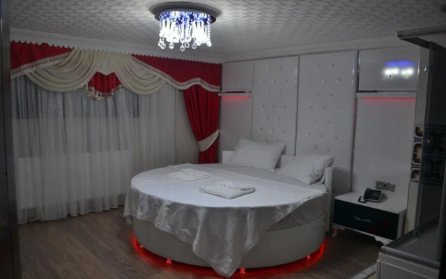 Sener Hotel