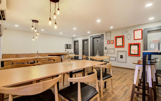 OYO Townhouse 070 Knowledge Park ||| Near Sharda University