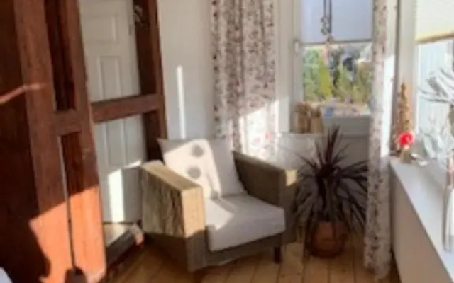 Appartment 5