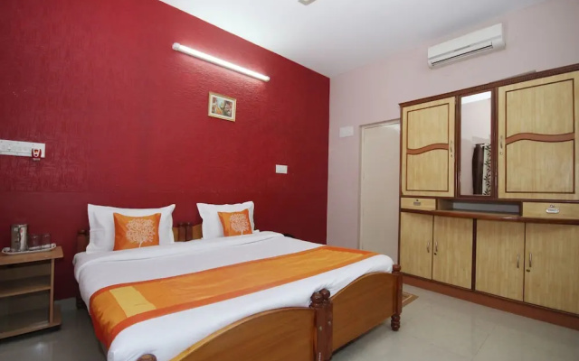 Shree Comforts By OYO Rooms