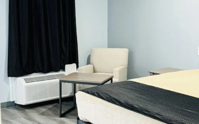 Express Inn & Suites