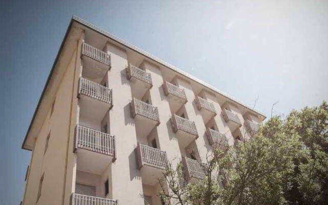 Hotel Orizzonti вид на фасад