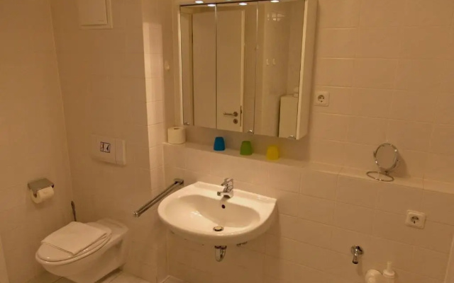 Apartment 22