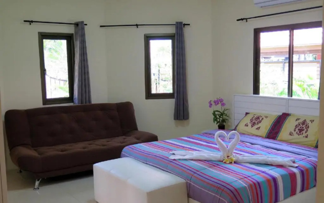 GARDEN VILLA - PATTAYA HOLIDAY HOUSE WALKING STREET 4 bedrooms