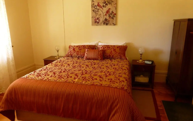 Cherry Tree Lodge Bed and Breakfast