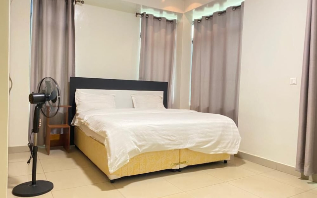 golden leaf apartment