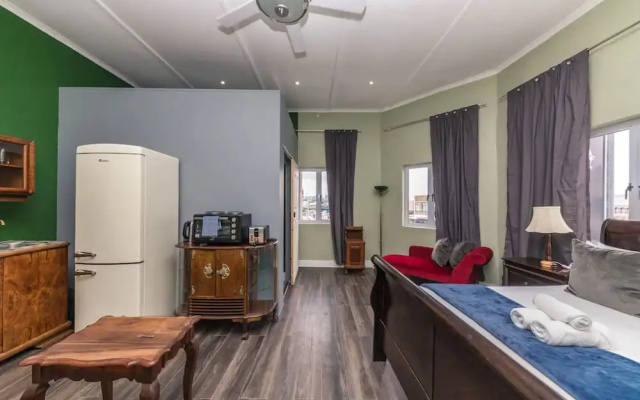 Central and Cosy 1 BD Studio Apartment in Woodstock