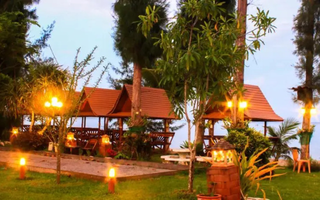 Sunrise Resort