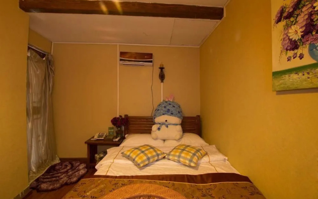 Xinsu Snow Mountain Qingcheng Panoramic Holiday Club
