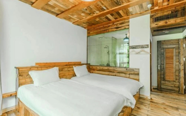 Anji Hemu Homestay