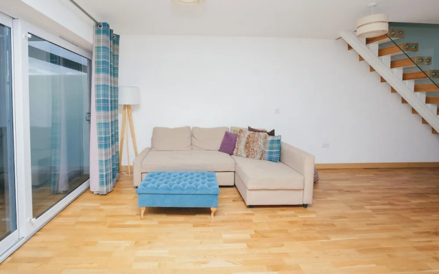 Grand Central Apartments (Peymans)