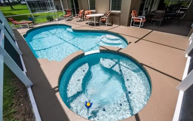 Mallory Pad Apartment 4 Bedroom
