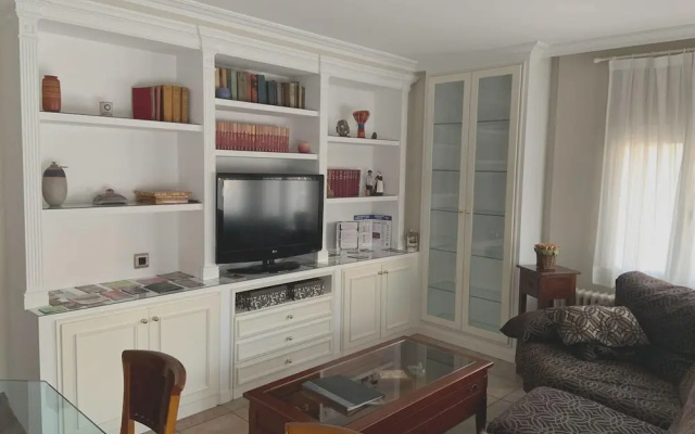 Apartment With 3 Bedrooms in Teruel, With Balcony and Wifi
