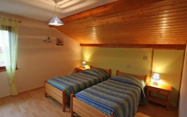 Gîte Ban-sur-Meurthe-Clefcy, 3 pièces, 5 personnes - FR-1-589-137