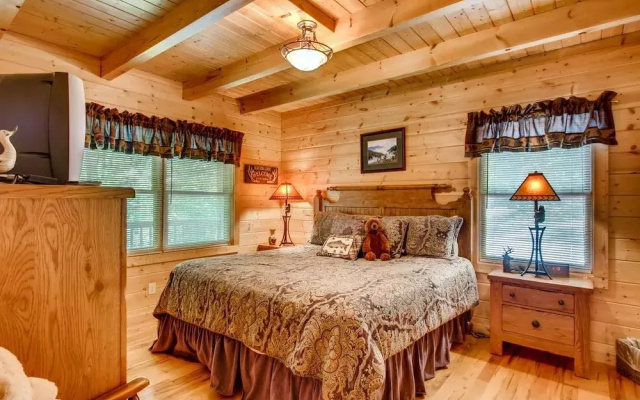 Tomahawk Lodge by RedAwning