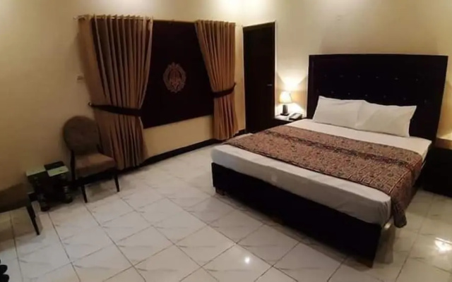 Hotel Royal Defence