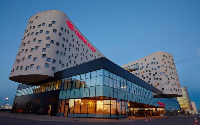 Гостиница Crowne Plaza Санкт-Петербург Аэропорт вид на фасад