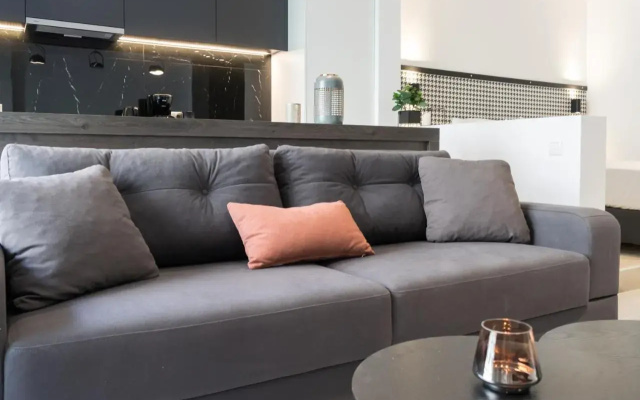Voda Luxury Residence Penthouse #602