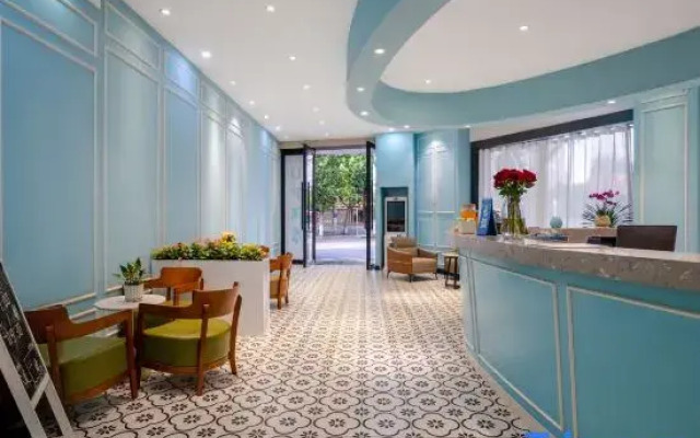 Gongxili · UP Hotel (Kunming Old Town & Green Lake Branch)