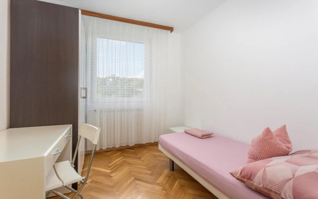 Amazing Apartment in Rijeka With Wifi and 3 Bedrooms