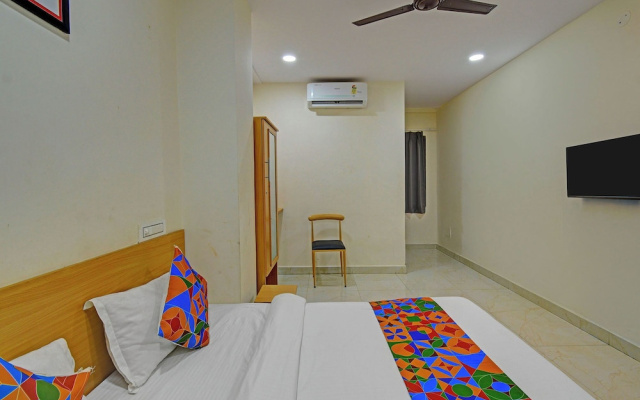 Fabhotel La Vista Inn Grand
