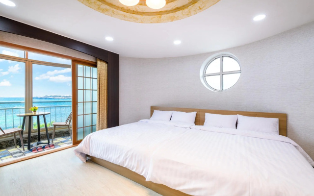 Jeju padosoriminbak pension