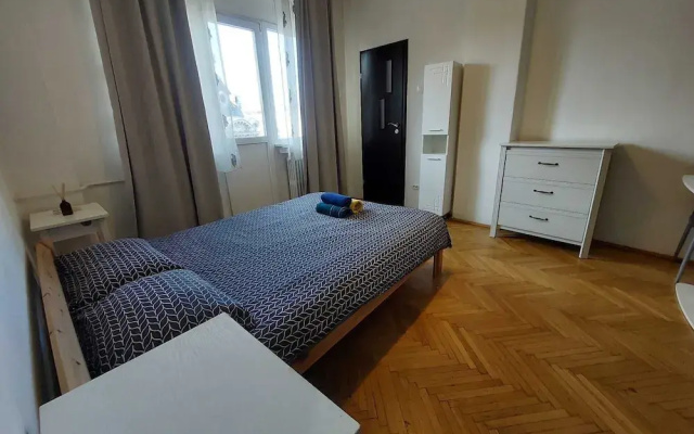 amzei square Apt