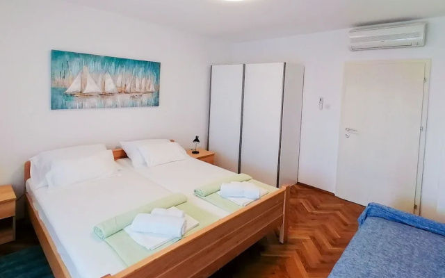 Apartments Miha