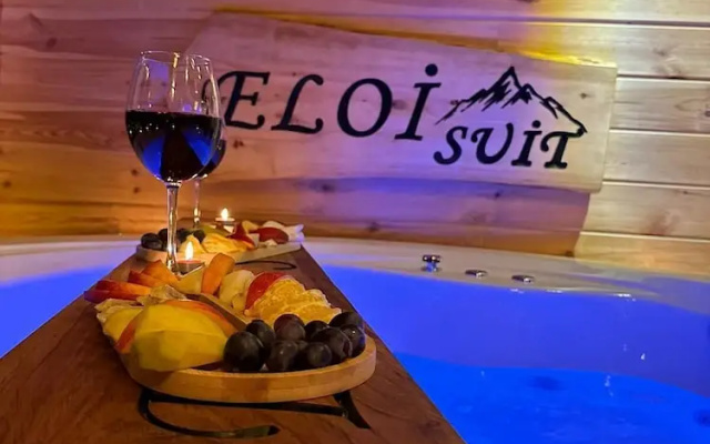 Eloi Suit Bungalov