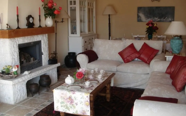 100089 -  Villa in Colares