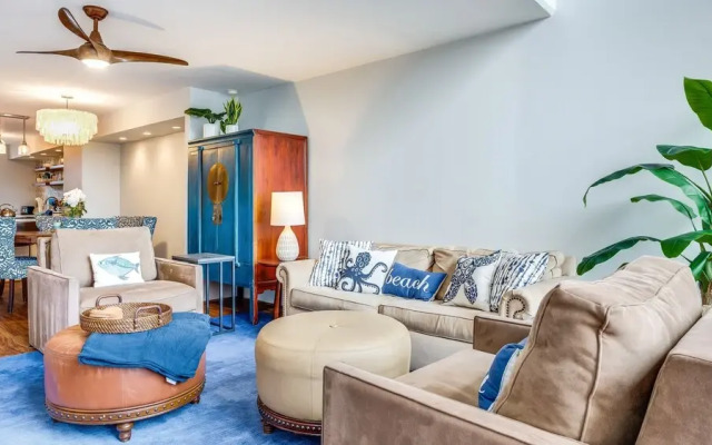 Hale O Kalani 2 Bedroom Condo by RedAwning