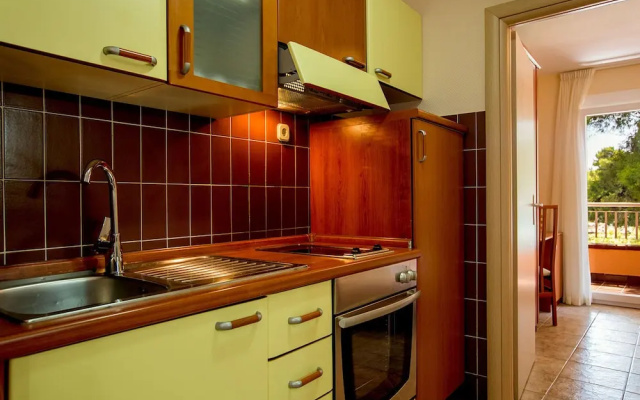 Tidy Apartment with Ac, Just 12 Km. From Sibenik