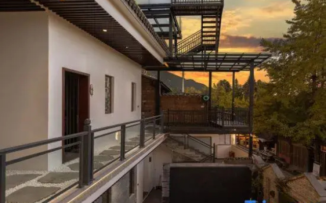 Tengchong Ginkgo Village Bomu Boutique Homestay