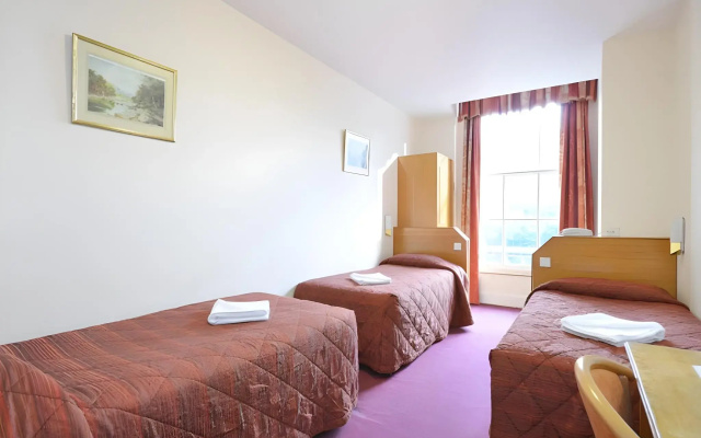 Berkeley Court Hotel