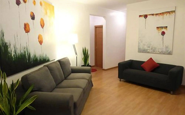 Super Balmes Guest House