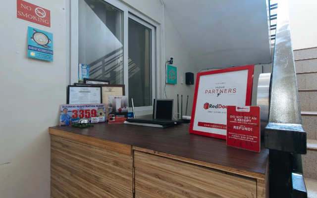 RedDoorz @ Golite Washington