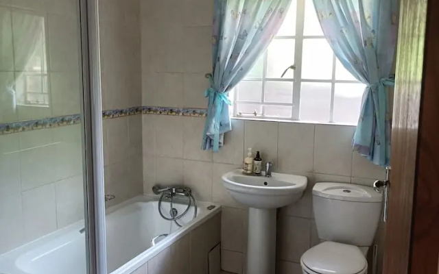 Charming Randburg Accommodation Near the Olivedale Clinic