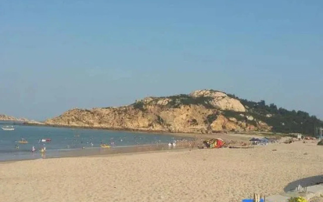 Weizhou Island Haolaiwu Holiday Villa