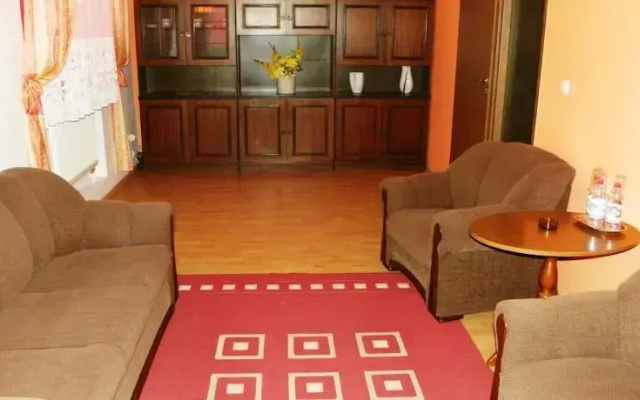 Hotel Skaut