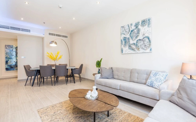 Deluxe Holiday Homes - Elite Residence