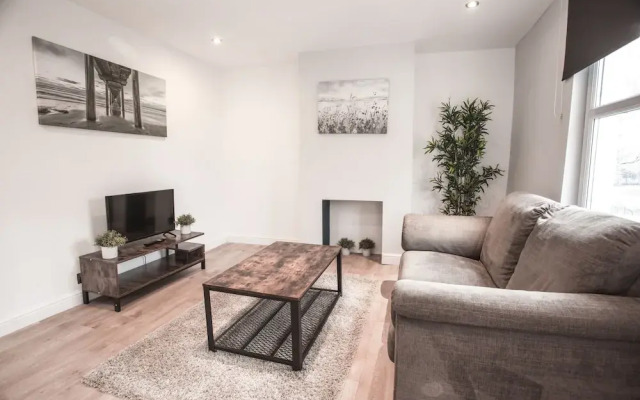 Short Stay Bristol - Mina B2 Apartment